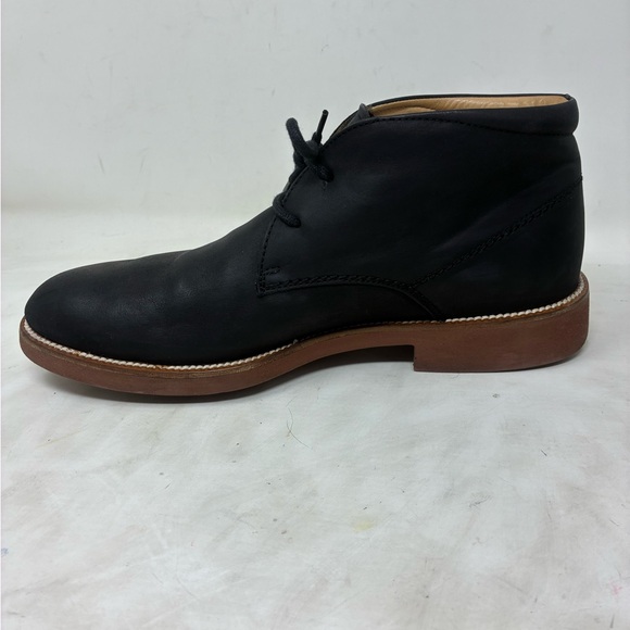 Tod’s Navy Suede Desert Boots
